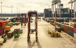 Kalmar Hybrid Straddle Carriers Dominating the Market