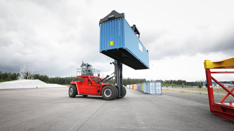 Kalmar Top Loader